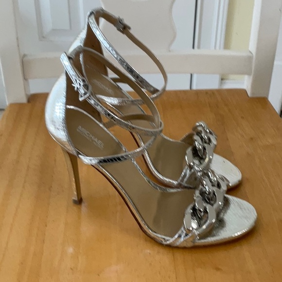 Michael Kors Shoes - Picture 2 of 7